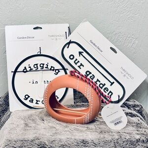 Bundle 3 threshold x2 gardening signs plus 1 bird feeder NWT